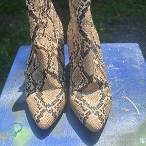 Snakeskin Patterned Women's Boots